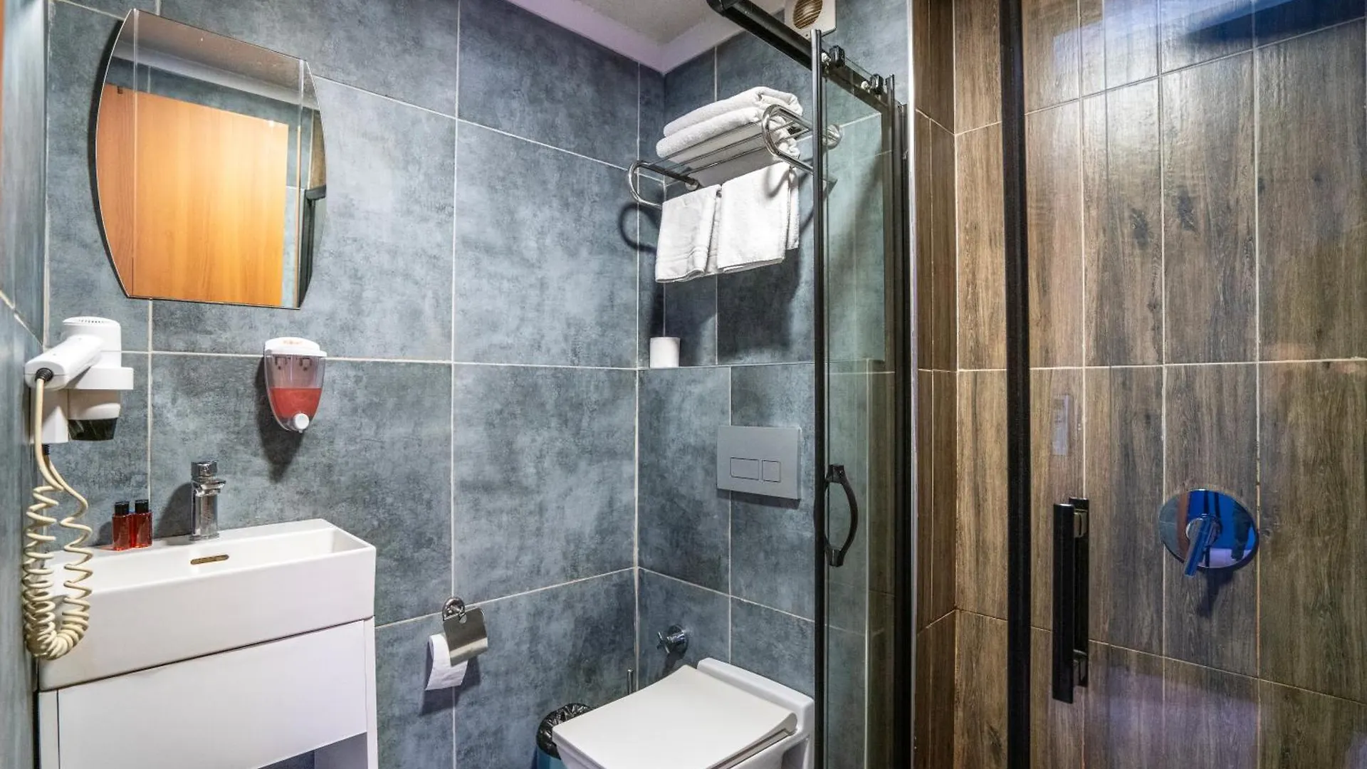 Royal Nest Hotel Istanbul