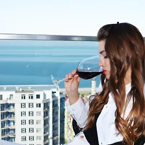 https://batumi-real-lux.batumihotels.net