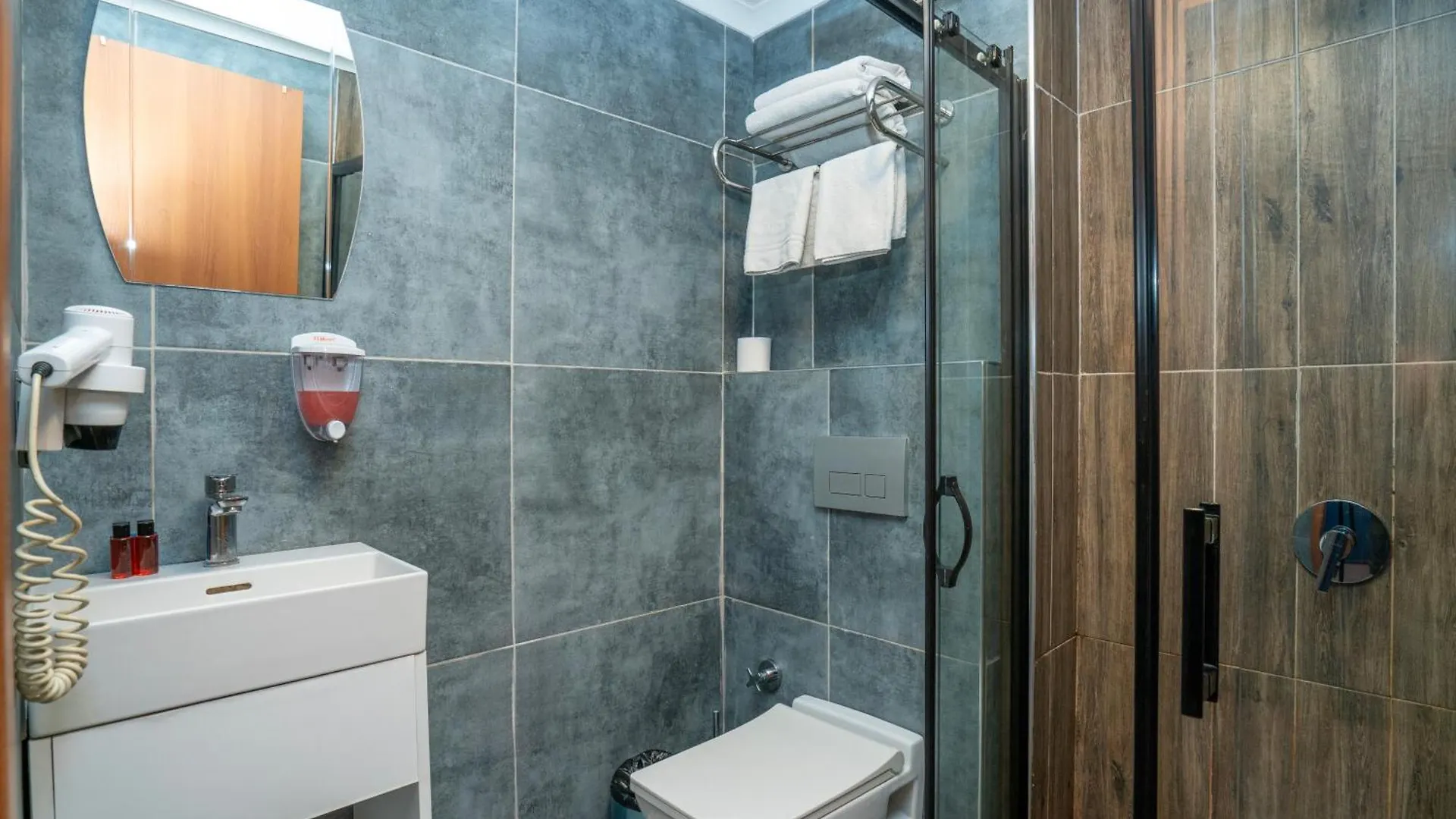Royal Nest Hotel Istanbul 0*,  Turkey