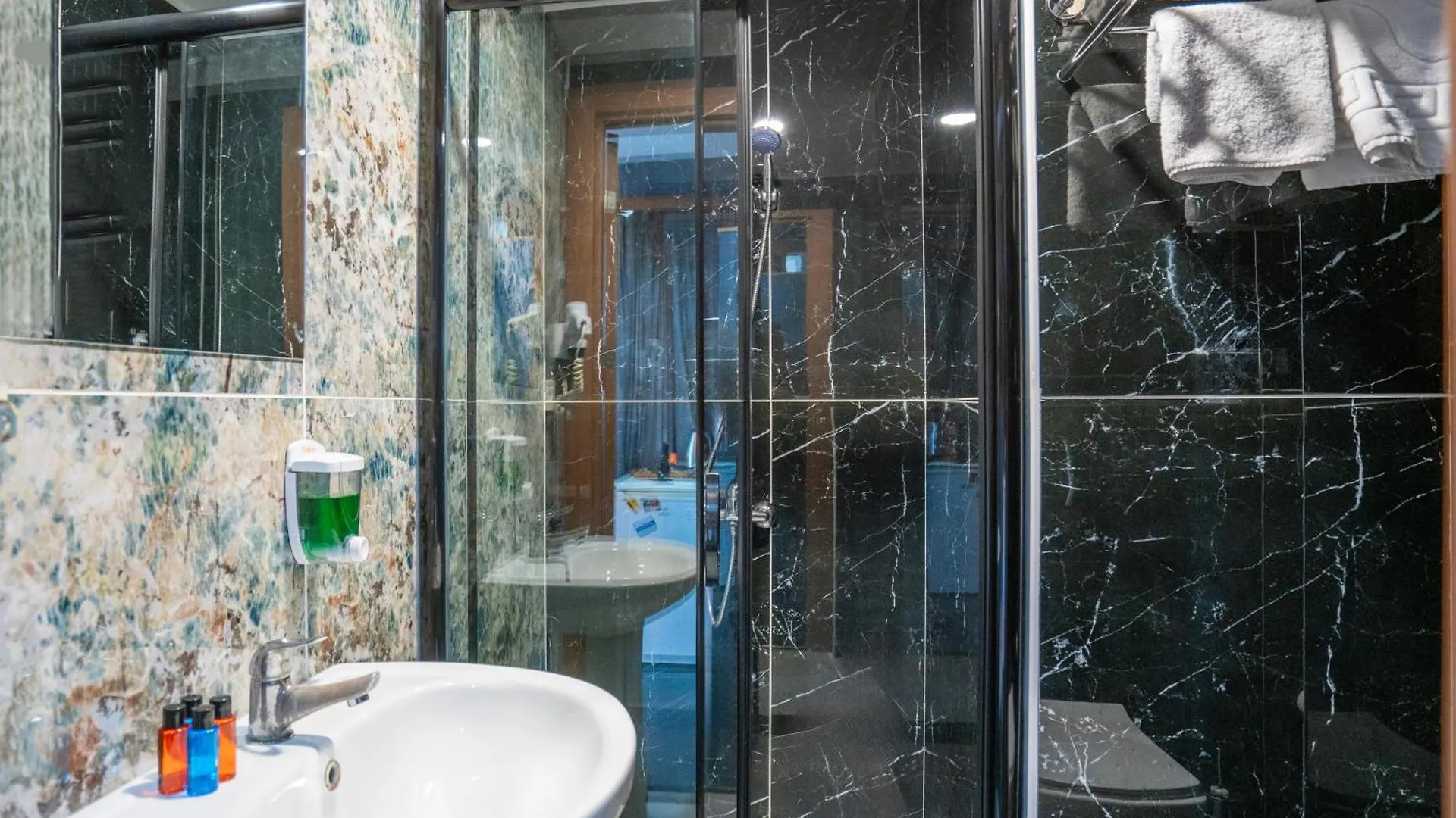 Royal Nest Hotell Istanbul